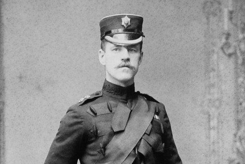 Early pattern forage cap. Unlike other infantry regiments were Field Officers display gold piping along the crown, all Guards officers wore this.