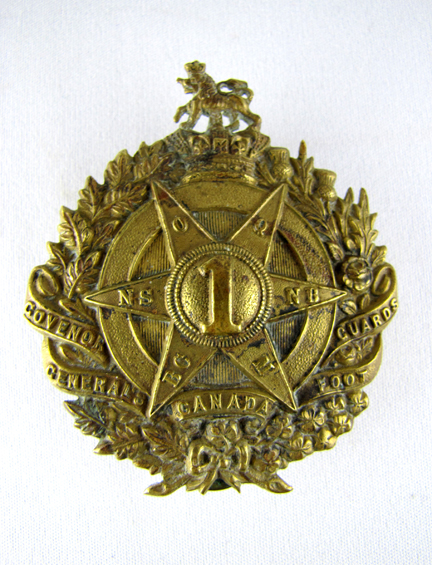 Often referred to as a Glengarry badge, this pattern was worn by Other ranks on the blue 'Austrian ppattern' Field Service Cap. Author's collection