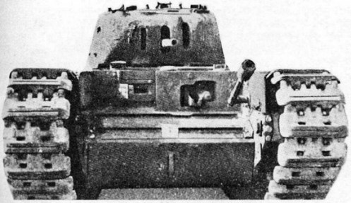Front viw of the Oke tank. MilArt phto archives