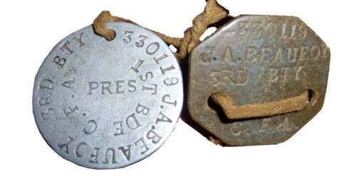 Example of the two-disc era as issued during the First World War in the CEF. Courtesy Alistair Taylor