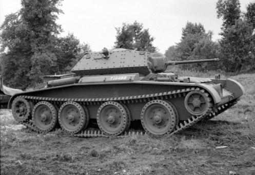An example of a standard production Covenanter I, bearing the British War Department number T15488, and armed with the 2-pounder Ordnance Quick Firing gun, and co-axial 7.92-millimetre Besa machine gun. This particular tank, was built under Contract No. T.7218, by Leyland Motors Ltd., at their Kingston-upon-Thames works (London, England). Source: IWM (H 12377).